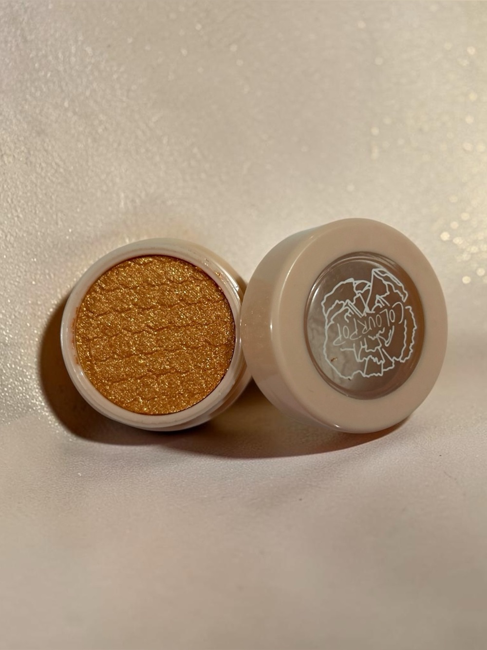 Colourpop Limited Edition Supershock Eyeshadow | 4 Me